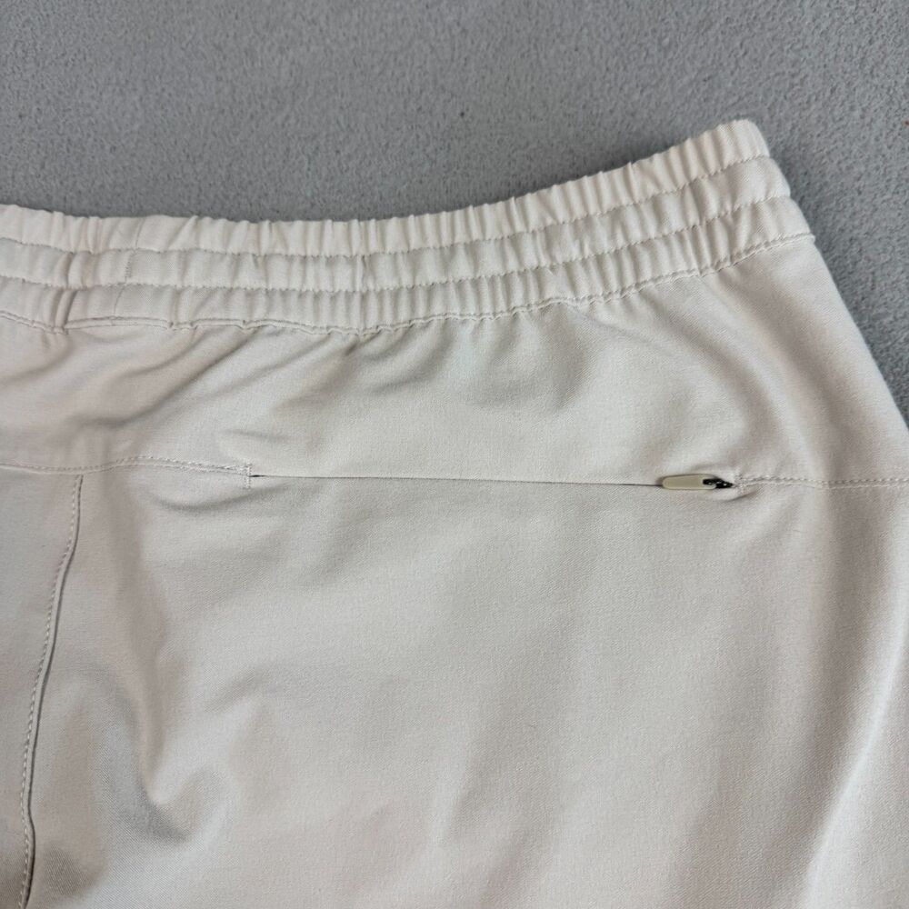 Chubbies Khakinator Jogger Pants Size M Mens 30" Everywear Performance Beige NWT - Picture 6 of 11